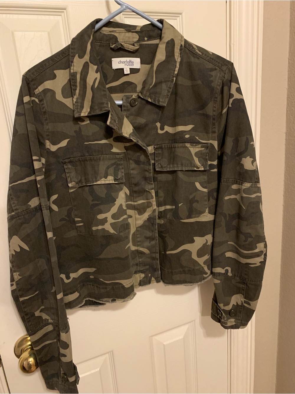 Women’s Lightweight Camo Jacket Charlotte Russe waist Length Sz Large - Picture 1 of 7